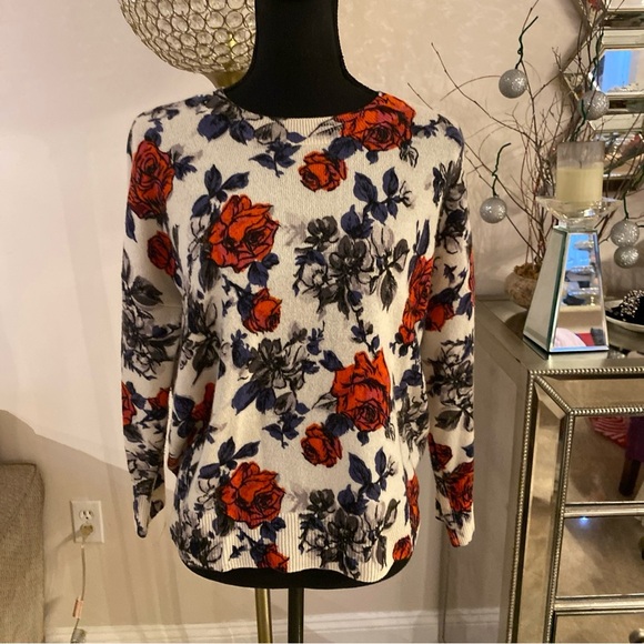 Equipment cashemere sweater size SP - Picture 2 of 5